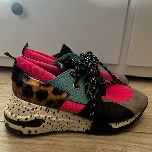 Steve Madden Sneakers